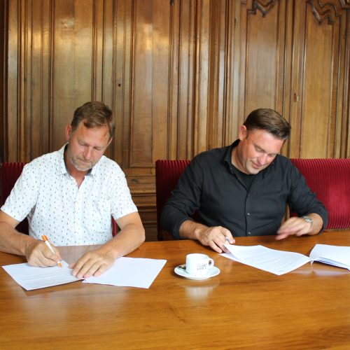 Ondertekening 1.JPG