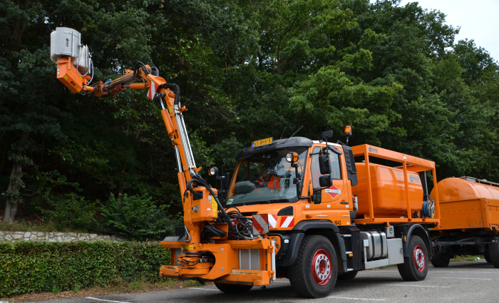Unimog bermplanken test (36).JPG