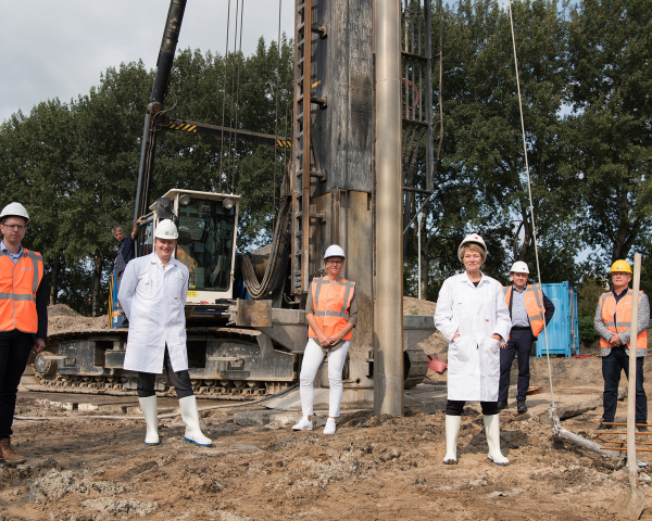 Eerste paal_AMC.jpg