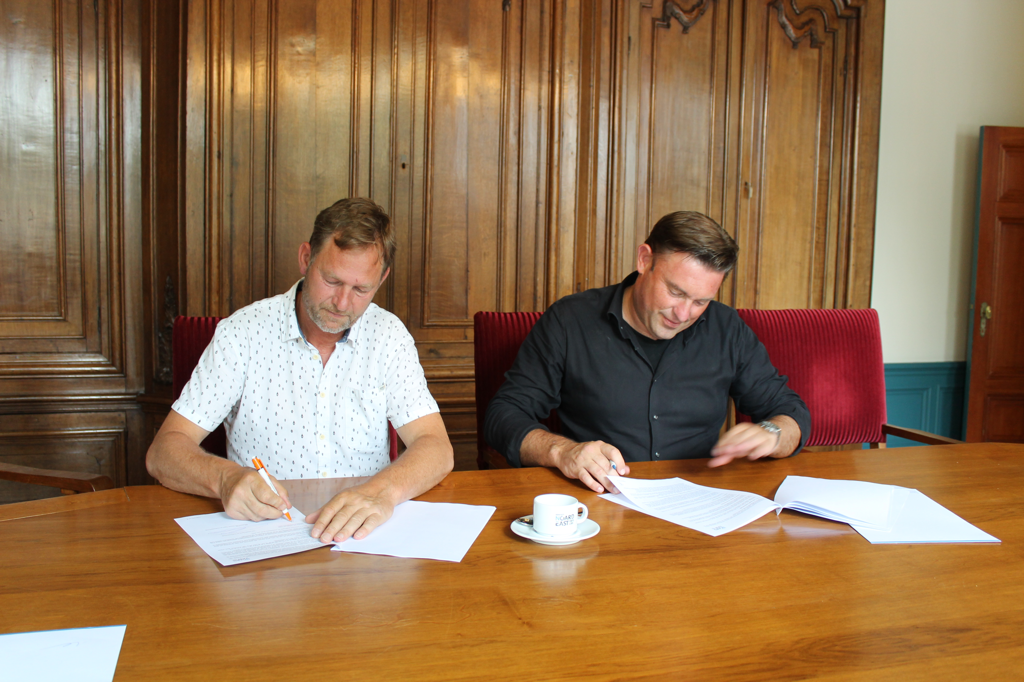 Ondertekening 1.JPG